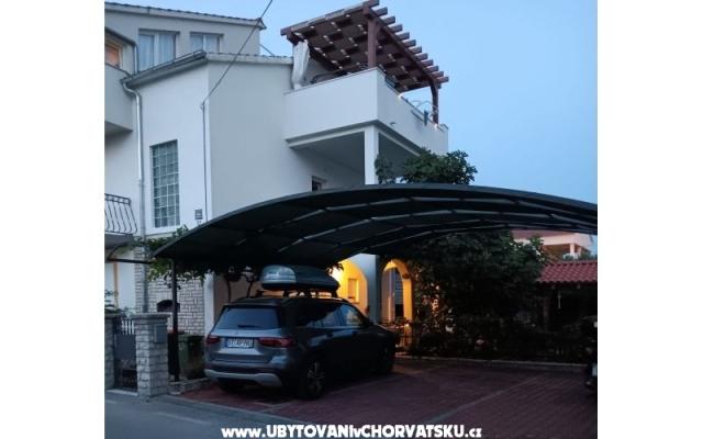 Appartamento Viola – Alloggio Vodice Croazia