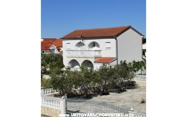 Appartamenti Ivanović – Alloggio Vodice Croazia