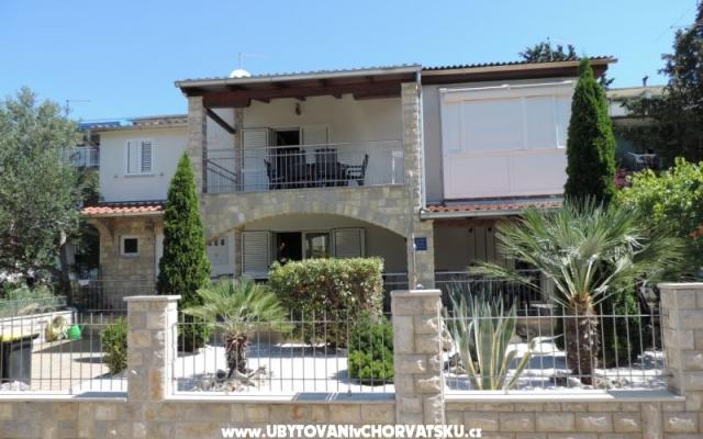 Appartamento Veronika – Alloggio Vodice Croazia