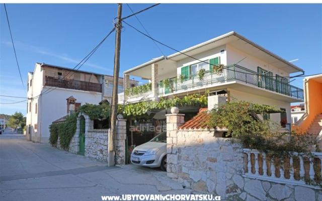 Appartamento Grozdana – Alloggio Vodice Croazia