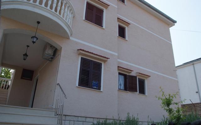 Appartamenti Cah – Alloggio Vodice Croazia