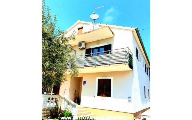 Appartamenti Grubelic – Alloggio Vodice Croazia
