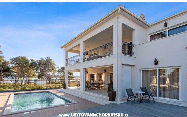 Villa CAROLUS Dalmatia – Alloggio Vodice Croazia