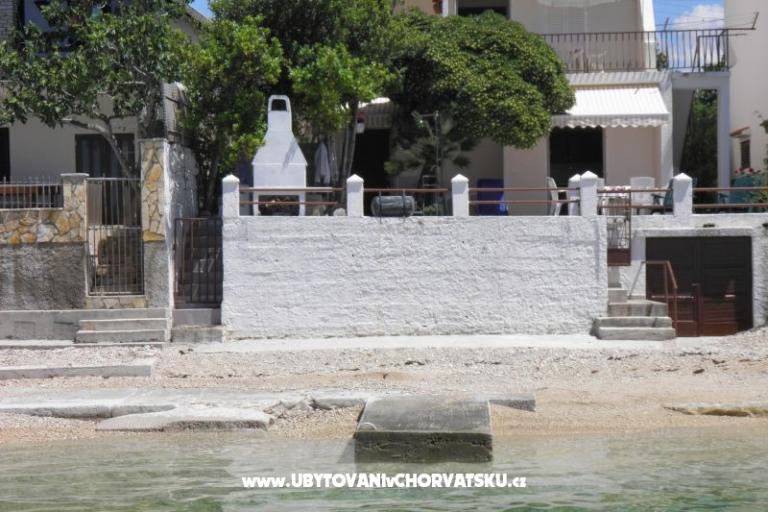 Appartamenti Mikulandra sulla spiaggia – foto 6