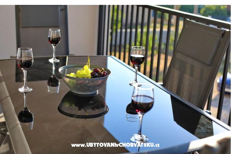 Appartamenti Royal Holiday  – foto 9