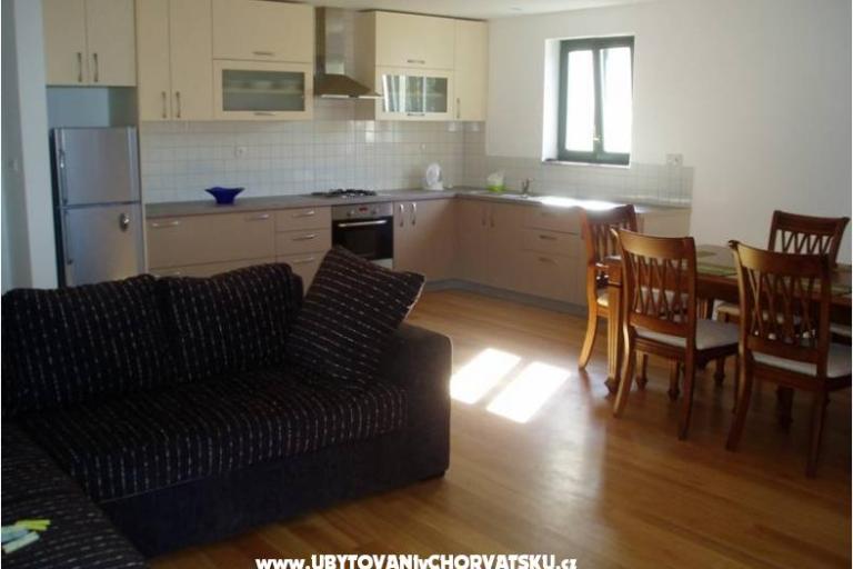Appartamenti Nives – foto 10