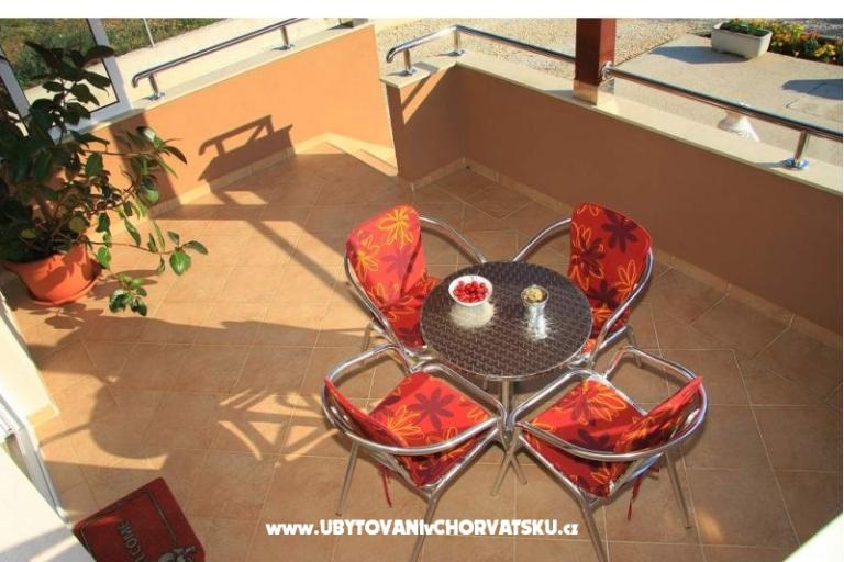 Appartamenti Alena – foto 9