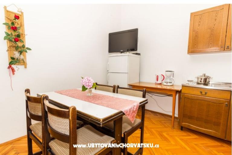 Appartamenti Ana – foto 11