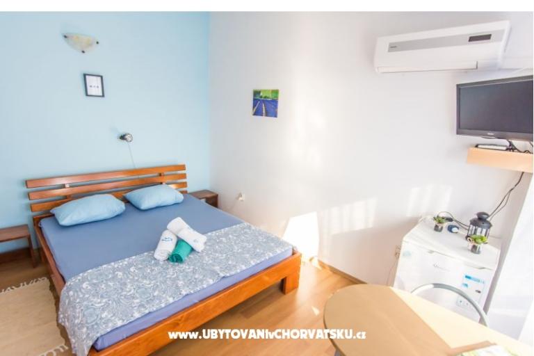 Appartamento Anastazija i sobe RoLo uz  – foto 11