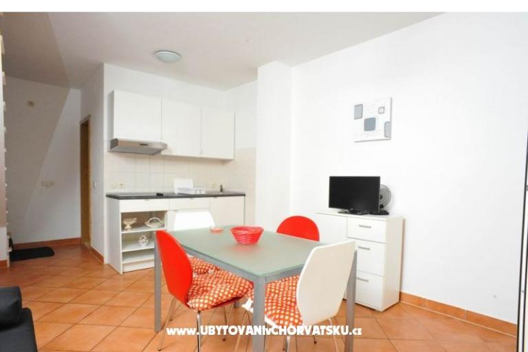 Appartamenti Bera, Julie i Edi – foto 14