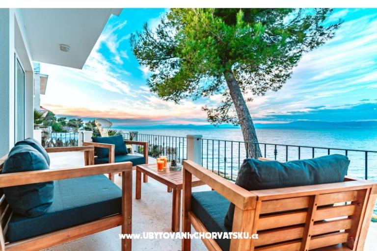 Sutivan Best Appartamenti – foto 13