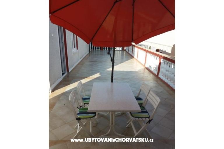 Appartamenti Nina – foto 2