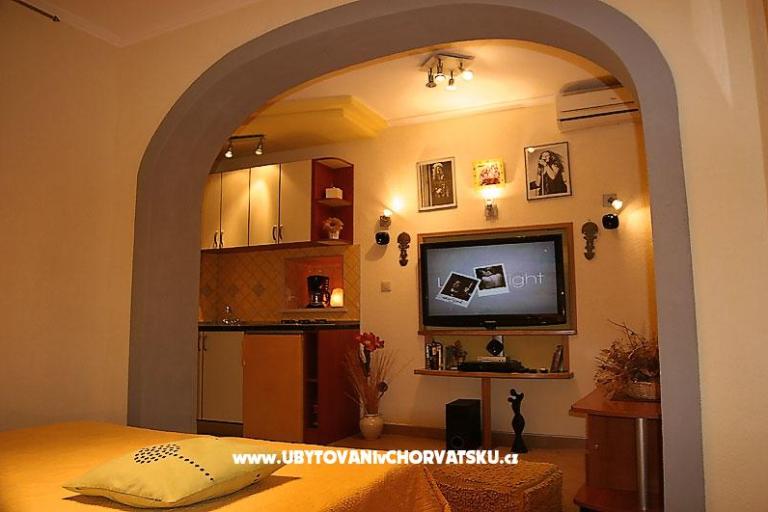 Appartamenti Rock Palace – foto 9