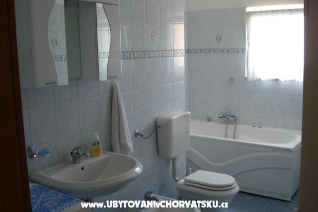 Appartamenti with sea view Cihorich – foto 13