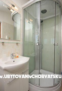 Appartamenti with sea view Cihorich – foto 14