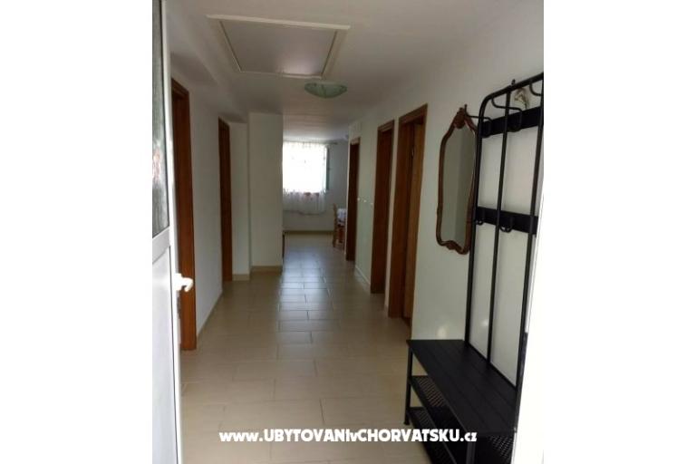 Appartamenti Ela – foto 5