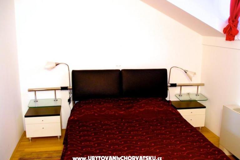Vila Smirna 4*  con piscina  – foto 10