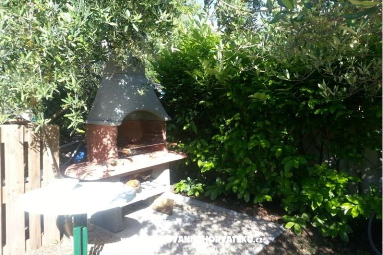 Vila Smirna 4*  con piscina  – foto 15