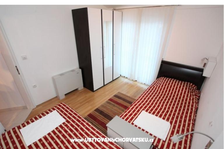 Vila Smirna 4*  con piscina  – foto 7