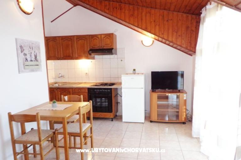 Appartamenti Jure – foto 8