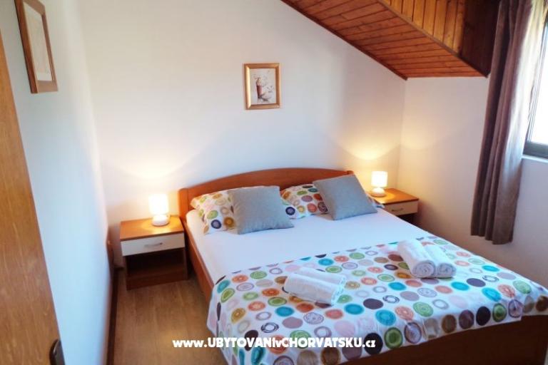 Appartamenti Jure – foto 9