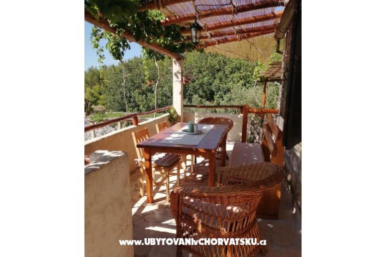 Casa di pietra za odmor Ostojić – foto 8