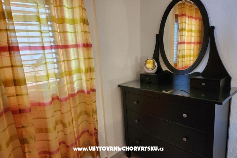 Appartamento Karlobag – foto 13