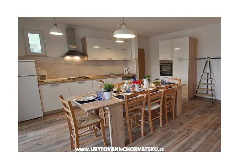 Beachfront Appartamenti Christian – foto 7