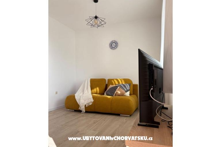 Beachfront Appartamenti A+M – foto 7