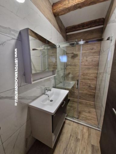 Villa Robert 2 con piscina Cesarica – foto 16