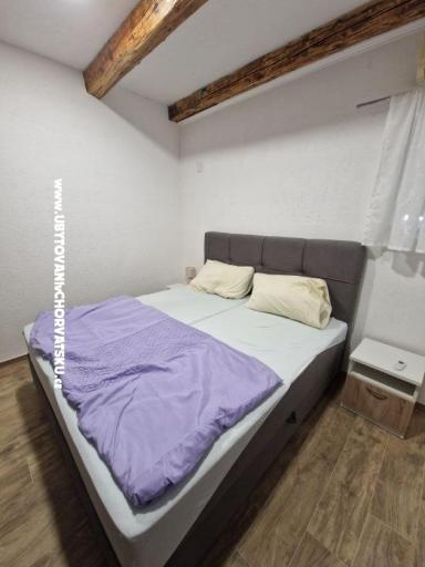 Villa Robert 2 con piscina Cesarica – foto 17
