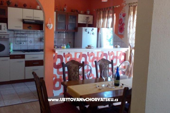 Appartamento Laura 10 – foto 4