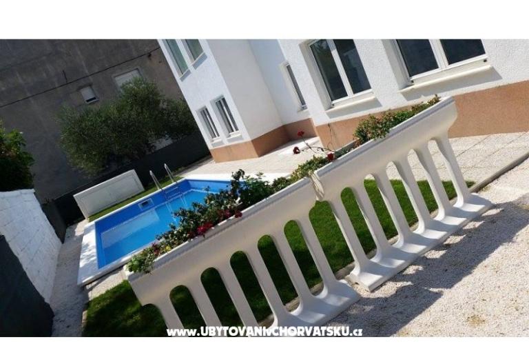 Appartamenti Karadza – foto 3