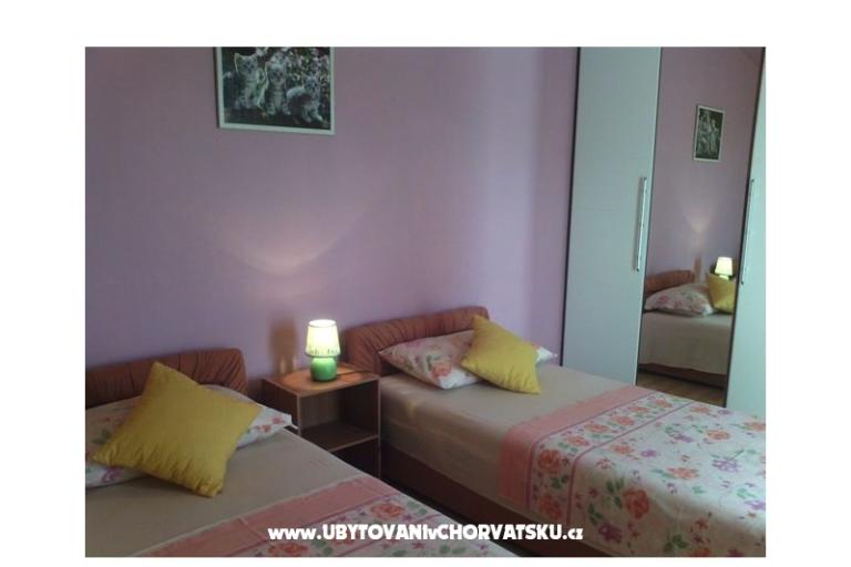 Villa Sandra - apartmani s  bazenom – foto 6