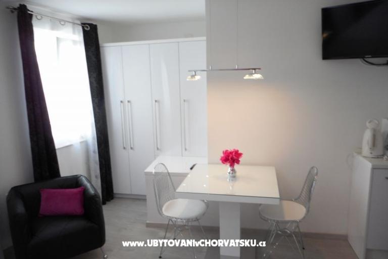 Familia City Center Appartamenti – foto 6