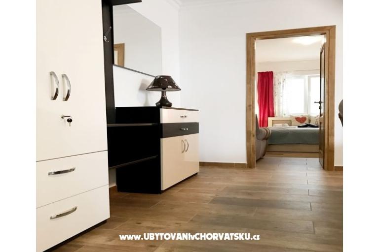 Appartamento A4+2 near sea – foto 15