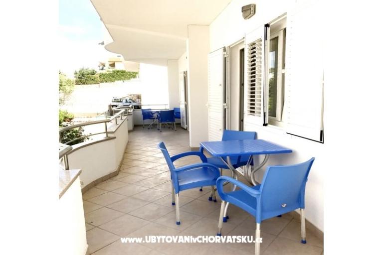 Appartamento A4+2 near sea – foto 18