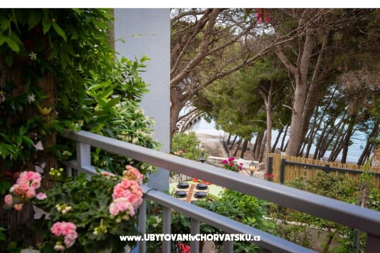 Appartamenti Romilda, by the beach – foto 46