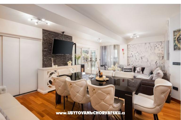Appartamenti Romilda, by the beach – foto 63