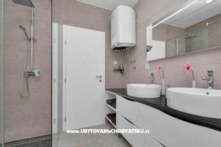 Hot Tub Luxury Appartamenti + beach p – foto 8