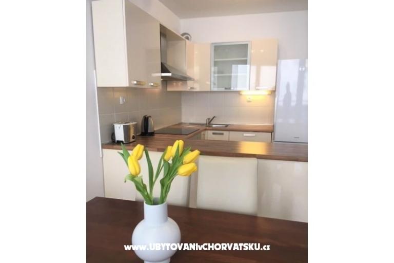 Sunshine Appartamento Makarska – foto 7