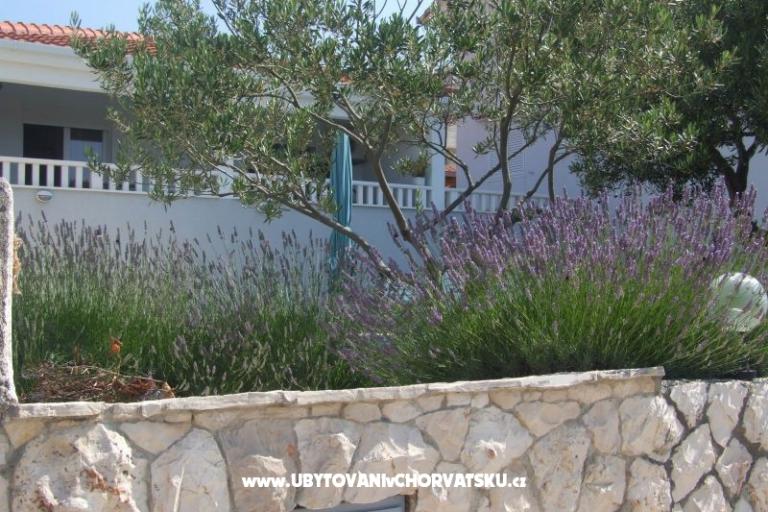 Appartamenti Villa MANDINA con piscina – foto 13