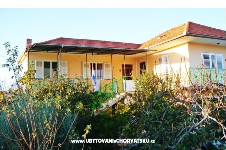 Central Appartamento with Balcony – foto 4