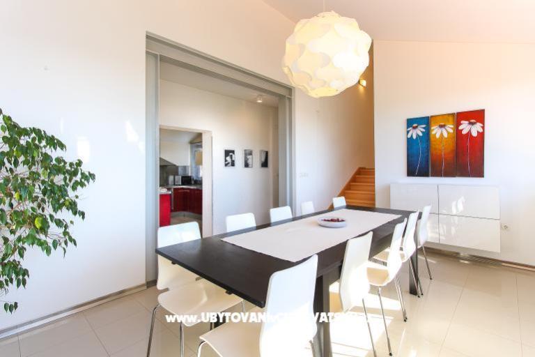 Comtemporary Appartamento – foto 11