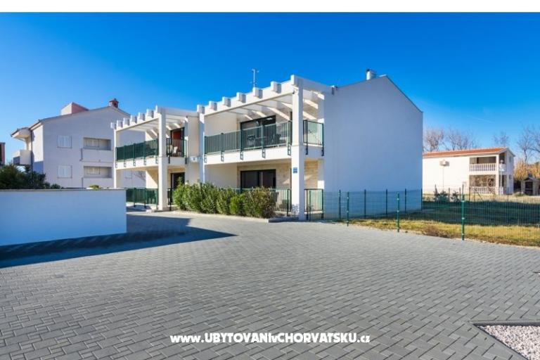 Queen Beach Resort Appartamenti – foto 6