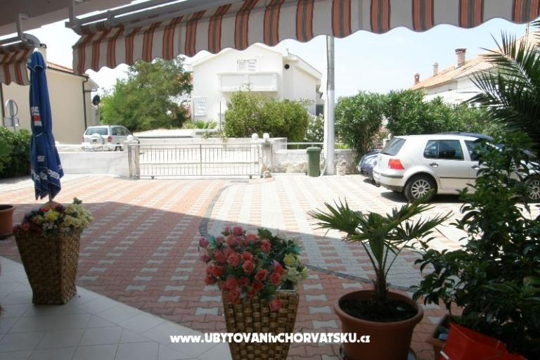 Appartamenti Anamar – foto 3