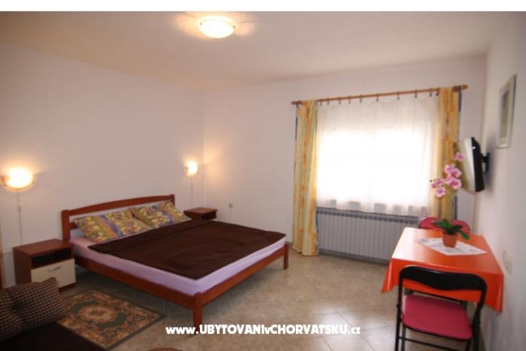 Appartamenti Jure – foto 7