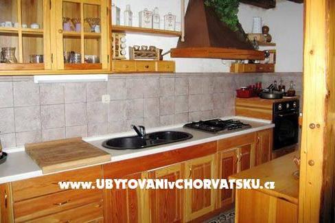 Country Casa Omis – foto 4