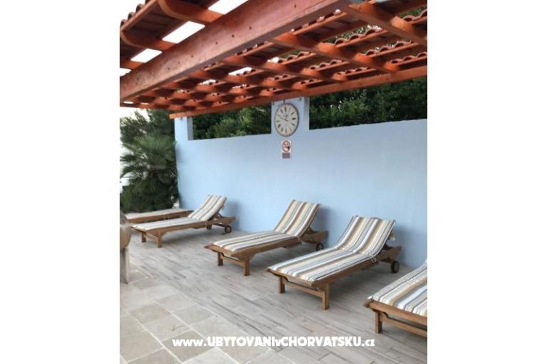 Appartamenti Villa Mediterrane – foto 9