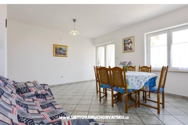 Appartamenti ANA – foto 7